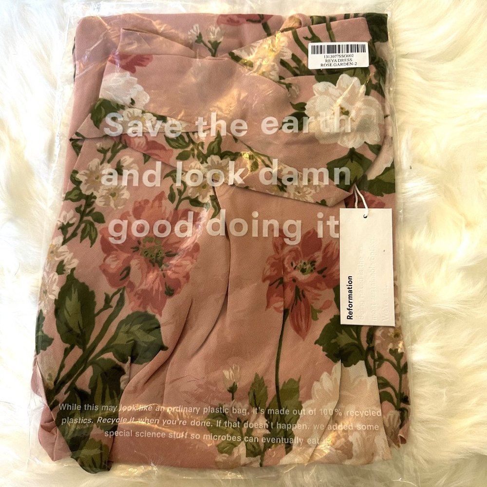 🌹SALE🌹Reformation Reya Dress in Rose Garden - Picture 15 of 16